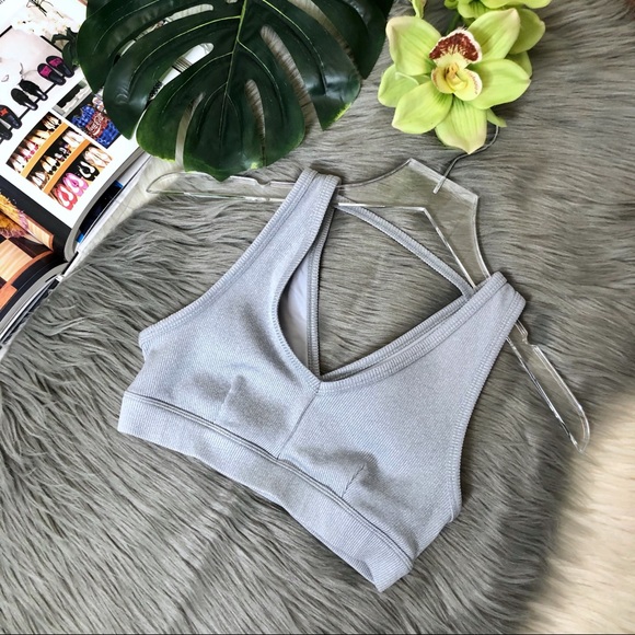 ALO Yoga Other - ALO Yoga Gray Cross Front V Beck Sports Bra Sz XS